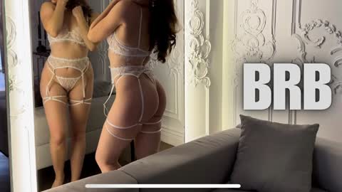 Julie online show from 12.29.24