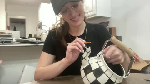 Snapshot of juliettetoken chatting on 11.22.25 Goddess Endigo online show from 11.22.25