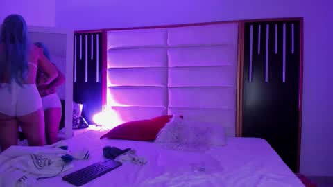 Snapshot of julimonroe19 chatting on 02.26.26 Juli online show from 02.26.26