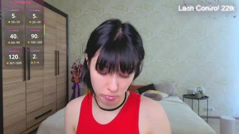Snapshot of julissweet chatting on 05.10.26 Asmodeus online show from 05.10.26