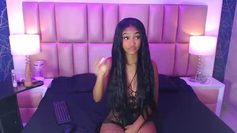 julitpink online show from 10.02.25