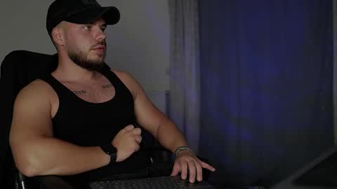 JULiUS   online show from 09.09.25