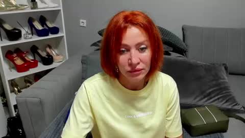jullia_moor online show from 06.19.26