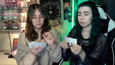 Snapshot of julscinamon chatting on 10.24.25 Baroness Von Cringe online show from 10.24.25