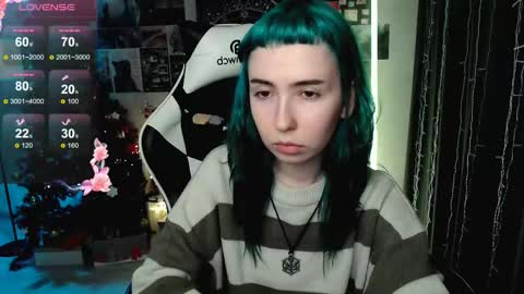 Snapshot of julscinamon chatting on 02.08.26 Baroness Von Cringe online show from 02.08.26