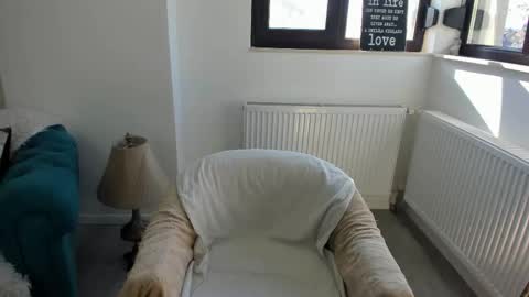 Julya online show from 11.03.25