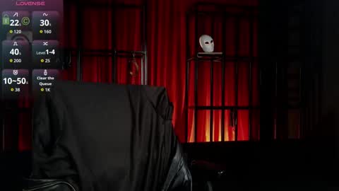 Snapshot of julya_parker chatting on 12.21.25 Julya Mistress online show from 12.21.25