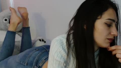 Julyana online show from 01.18.25