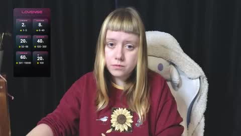 Snapshot of june_shy0 chatting on 11.19.25 June online show from 11.19.25