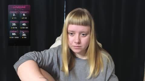 Snapshot of june_shy0 chatting on 11.21.25 June online show from 11.21.25