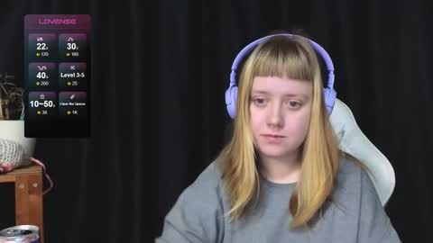 Snapshot of june_shy0 chatting on 11.28.25 June online show from 11.28.25