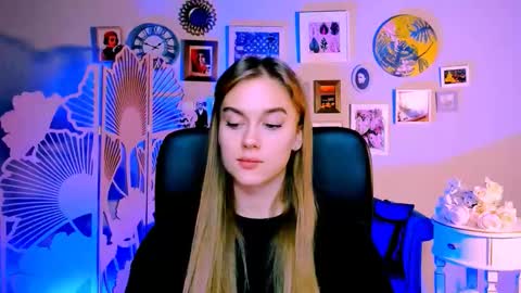 junewoods online show from 11.14.25