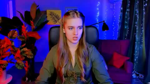 junewoods online show from 03.17.26