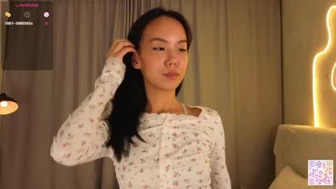 Bella online show from 10.22.25