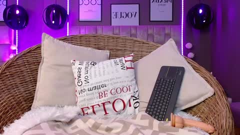 Snapshot of juniper_hill chatting on 02.03.25 Juniper online show from 02.03.25