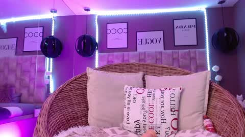 Snapshot of juniper_hill chatting on 02.05.25 Juniper online show from 02.05.25