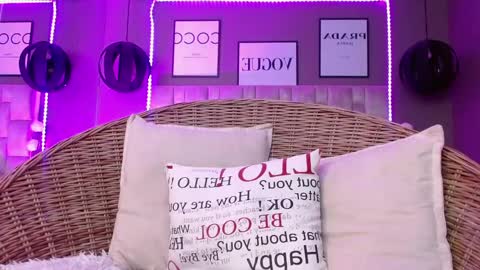 Snapshot of juniper_hill chatting on 02.24.25 Juniper online show from 02.24.25