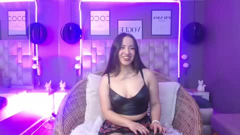 Snapshot of juniper_hill chatting on 03.03.25 Juniper online show from 03.03.25