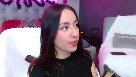 Snapshot of juniper_hill chatting on 10.12.25 Juniper online show from 10.12.25