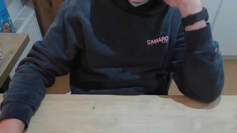 Snapshot of junk2711 chatting on 10.19.25 junk2711 online show from 10.19.25