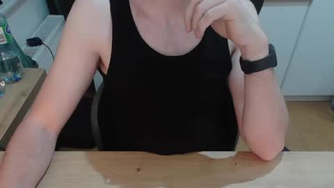 Snapshot of junk2711 chatting on 04.08.26 junk2711 online show from 04.08.26