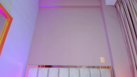 Jupiter Fox online show from 11.15.25