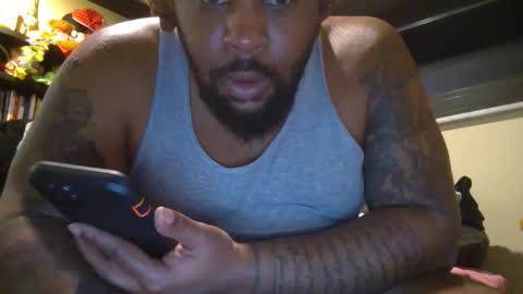 Snapshot of just2real chatting on 11.15.25 Real online show from 11.15.25