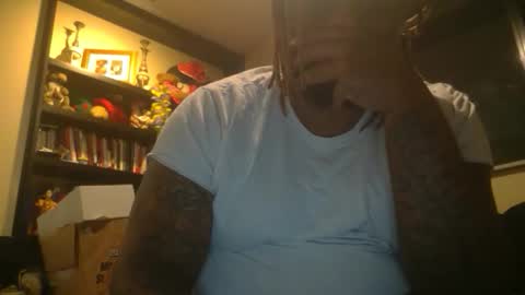 Snapshot of just2real chatting on 03.30.26 Real online show from 03.30.26