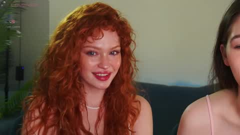 Snapshot of just_jenifer chatting on 11.22.25 Jeni online show from 11.22.25