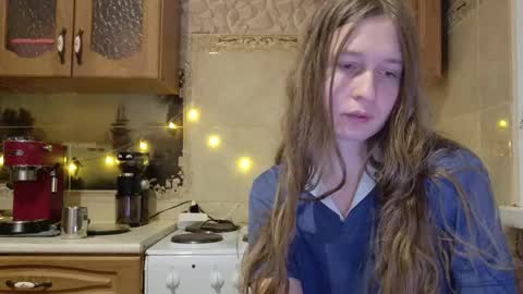 Snapshot of just_k1tty chatting on 10.22.25 just_k1tty online show from 10.22.25