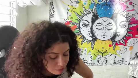 Snapshot of just_katiex chatting on 02.21.25 Sofia online show from 02.21.25