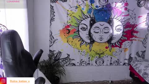 Snapshot of just_katiex chatting on 02.22.25 Sofia online show from 02.22.25