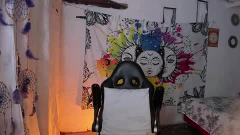 Snapshot of just_katiex chatting on 03.01.25 Sofia online show from 03.01.25