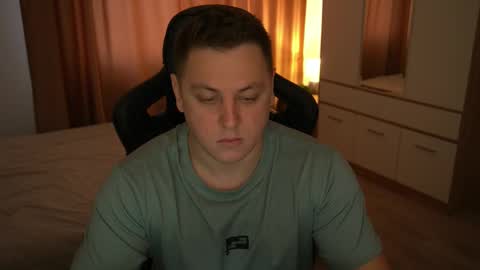 Snapshot of just_top chatting on 10.13.25 David online show from 10.13.25