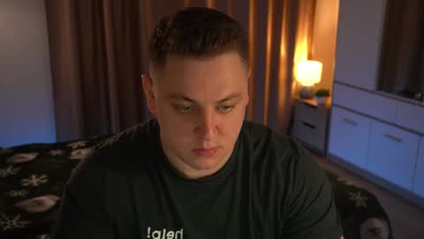 Snapshot of just_top chatting on 12.15.25 David online show from 12.15.25