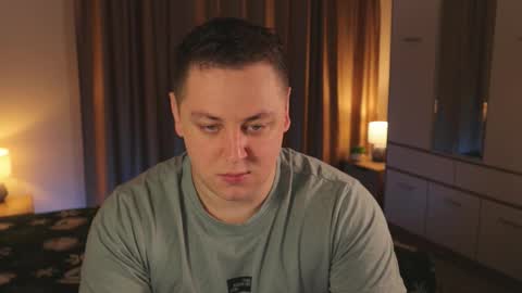 Snapshot of just_top chatting on 01.11.26 David online show from 01.11.26