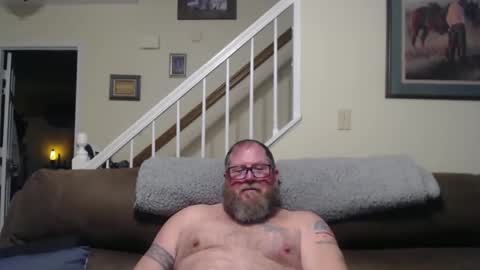 Snapshot of justaguyandnaked chatting on 03.04.25 justaguyandnaked online show from 03.04.25