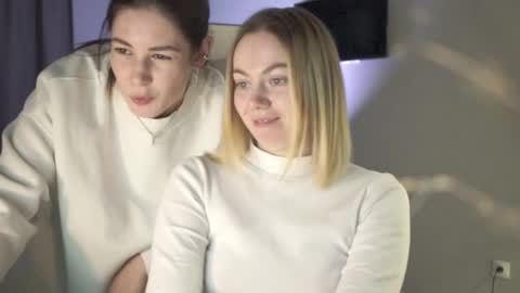 Snapshot of justbarbie chatting on 01.28.25 Alexa online show from 01.28.25