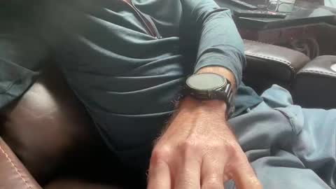 Snapshot of justfitnfun chatting on 01.05.26 justfitnfun online show from 01.05.26