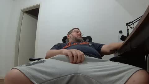 Snapshot of justflo chatting on 03.31.26 Just Flo --- online show from 03.31.26