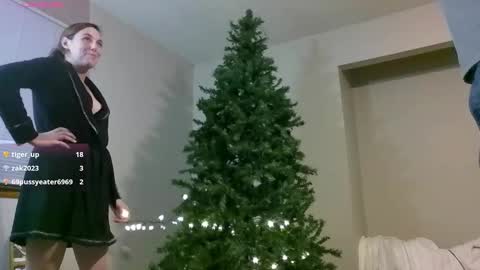 justhavingfunfucking online show from 12.14.25