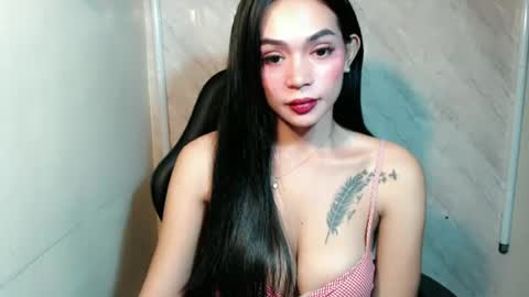 justhewayouare21 online show from 06.23.26