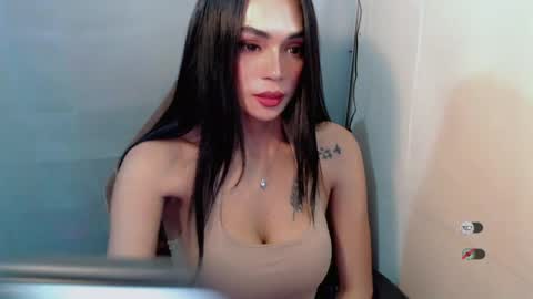 justhewayouare21 online show from 08.01.26
