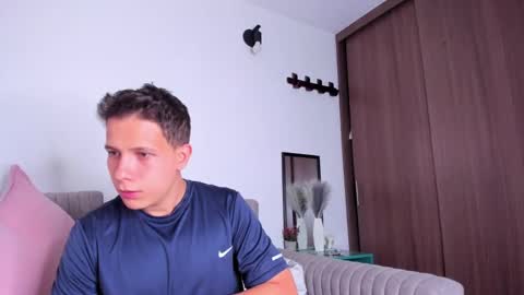 justin_biker online show from 03.01.25