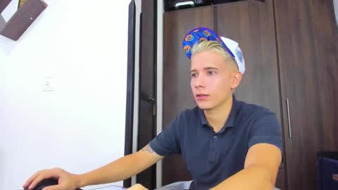 justin_biker online show from 11.04.25