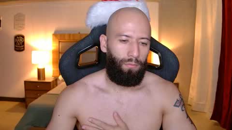 Snapshot of justin_hton chatting on 12.20.25 Justin online show from 12.20.25