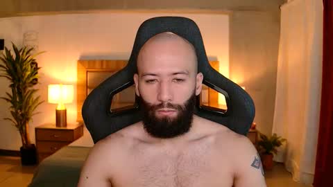 Snapshot of justin_hton chatting on 01.10.26 Justin online show from 01.10.26