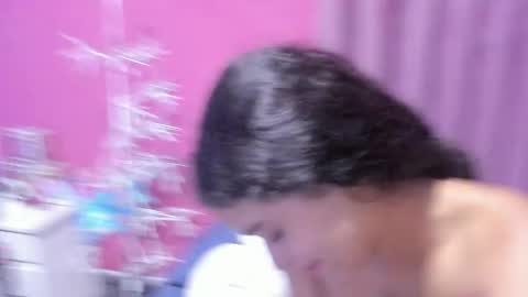 Snapshot of justin_jazmin chatting on 12.19.24 JUSTIN Y JAZMIN online show from 12.19.24