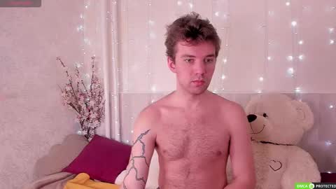 Arthur online show from 11.04.25