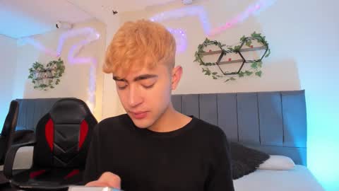 Justin online show from 10.30.25